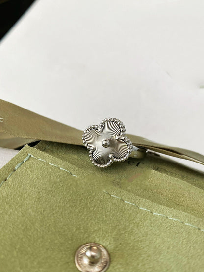 [⭐Veyra]CLOVER SILVER RING
