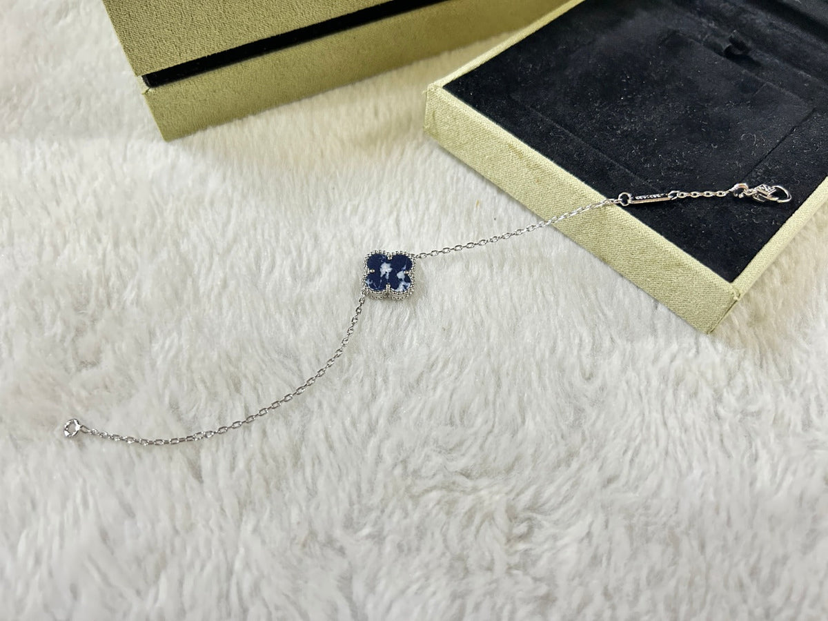 [⭐Veyra]CLOVER 1 MOTIF PIETERSITE BRACELET