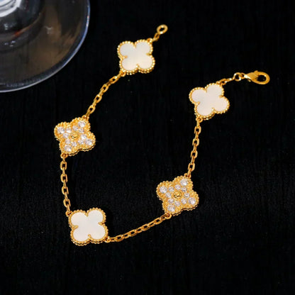 [⭐Veyra]CLOVER WHITE PEARL MOP 5 MOTIF BRACELET COLLECTION