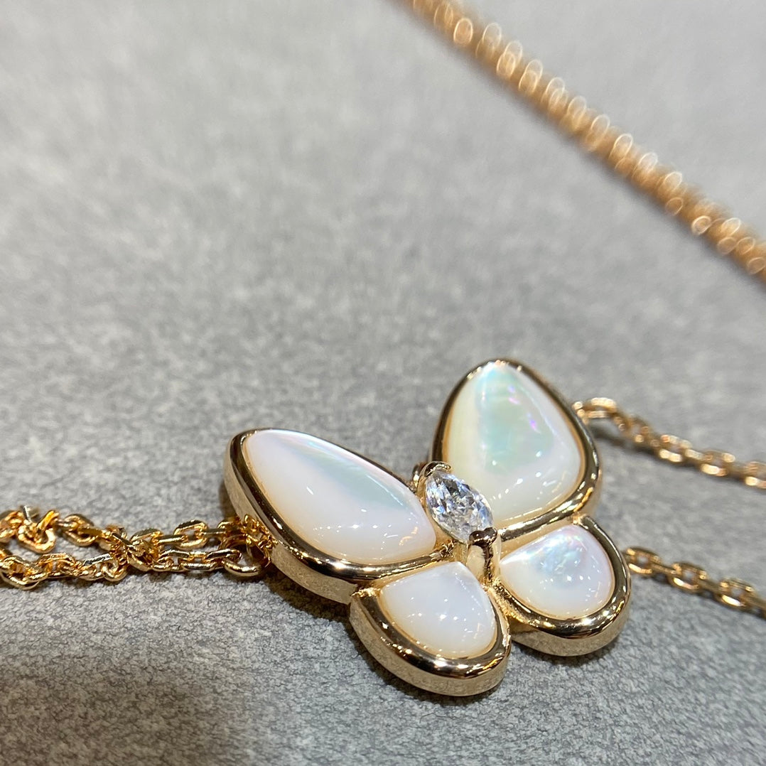 [⭐Veyra]BUTTERFLY MOP DIAMOND NECKLACE