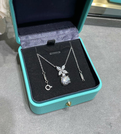 [⭐Veyra Jewels]VICTORIA PENDANT SILVER DIAMOND NECKLACE