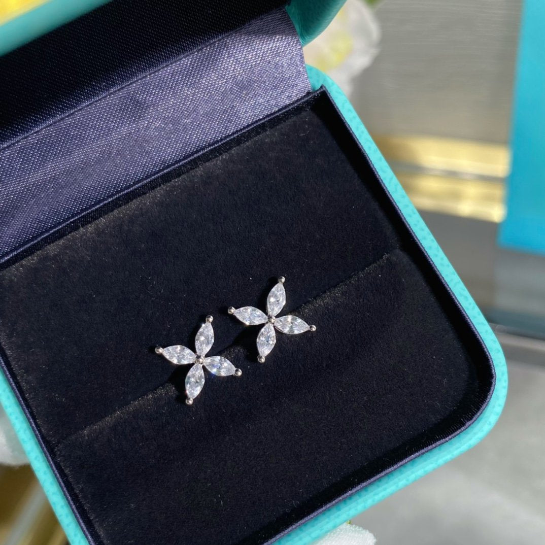 [⭐Veyra Jewels]VICTORIA SILVER DIAMOND STUD MINI EARRINGS