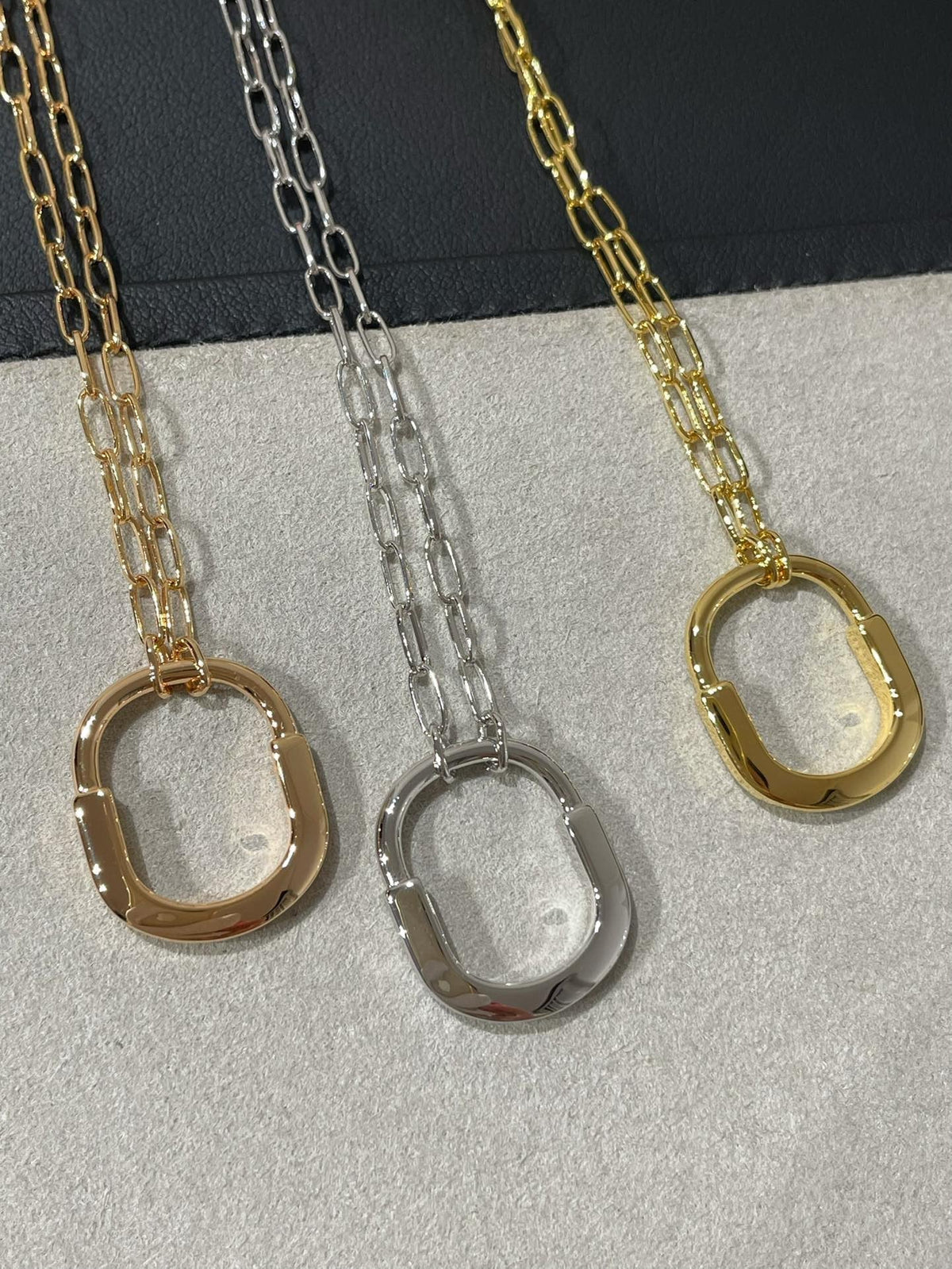 [⭐Veyra Jewels]LOCK MEDIUM PENDANT DIAMOND NECKLACE