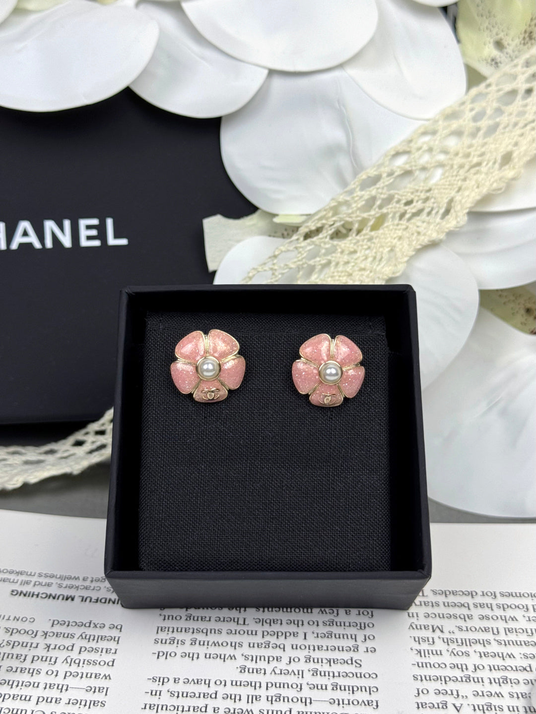 [⭐Veyra]26C Pink Camellia Pearl Enamel Stud Earrings