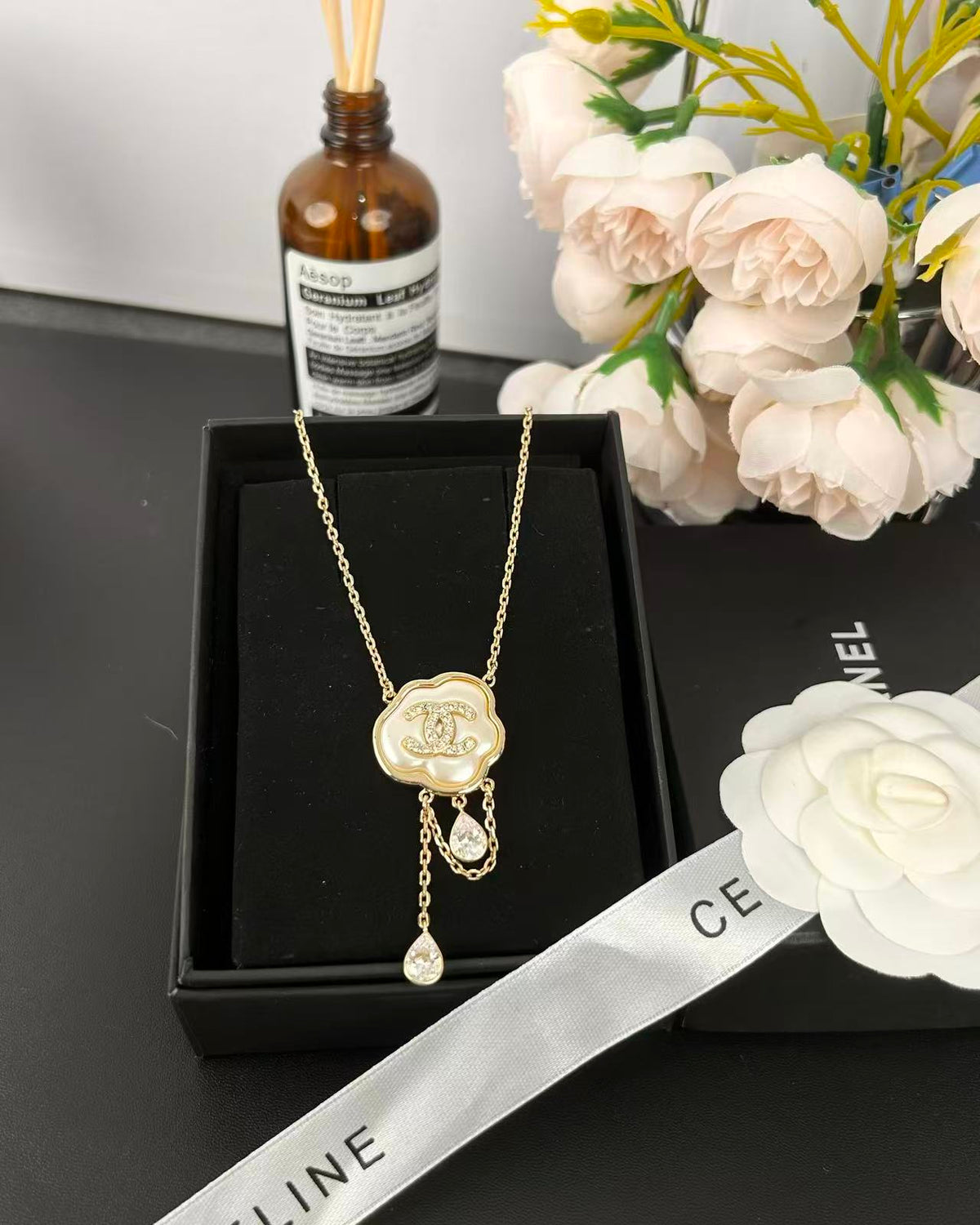 [⭐Veyra]Cloud Pearl Mother-of-Pearl Diamond Chain Pendant Necklace