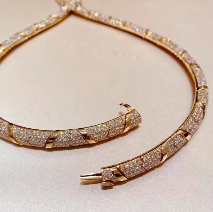 [⭐Veyra]HAUTE COUTURE GOLD SERPENTI NECKLACE