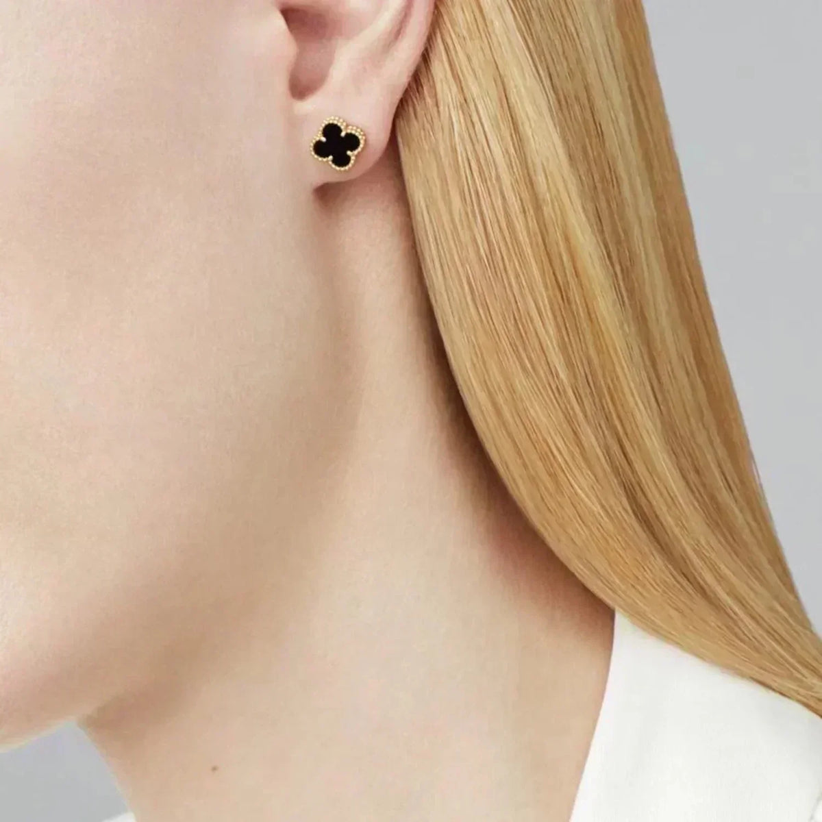 [⭐Veyra]CLOVER MINI 9.5MM BLACK MOP EARRINGS