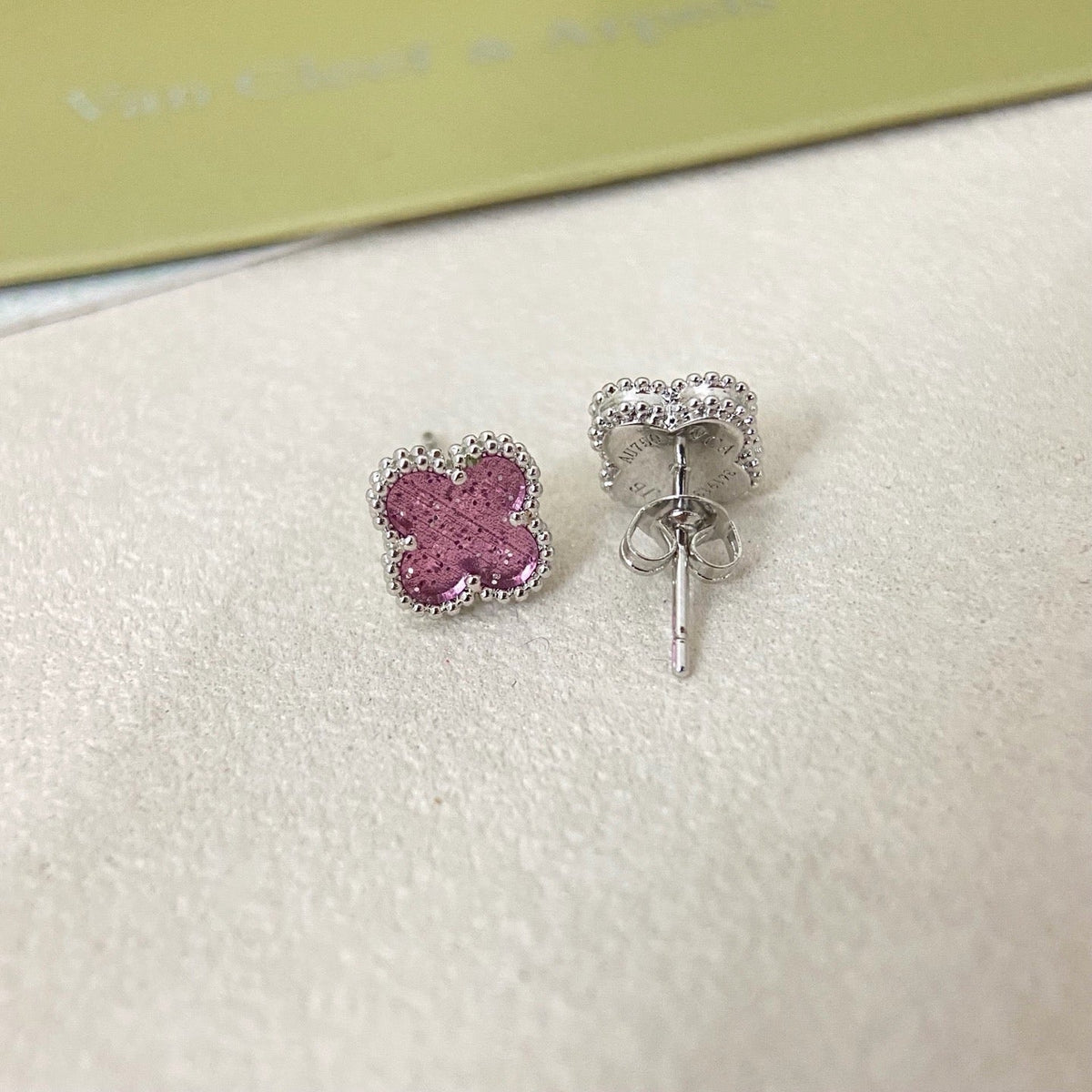 [⭐Veyra]2026 NEW MINI CLOVER 1 MOTIF  BUBBLE PINK ENAMEL