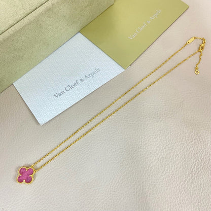 [⭐Veyra]15MM BUBBLE PINK ENAMEL SINGLE-FLOWER FOUR-LEAF CLOVER NECKLACE