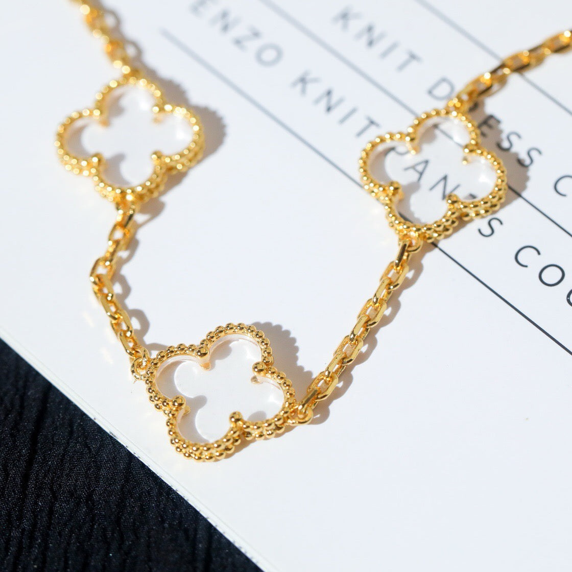 [⭐Veyra]CLOVER 5 MOTIF ROCK CRYSTAL BRACELET
