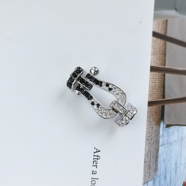[⭐Veyra]FORCE LARGE HORSESHOE BLACK WHITE DIAMOND BRACELET SILVER