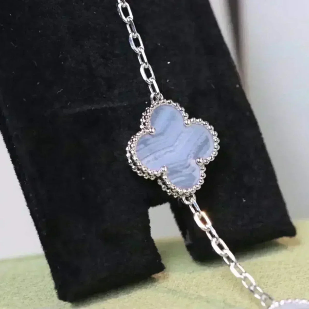 [⭐Veyra] CLOVER 5 MOTIF PURPLE CHALCEDONY BRACELET COLLECTION