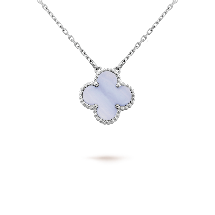 [⭐Veyra]CLOVER 15MM BLUE CHALCEDONY NECKLACE SILVER