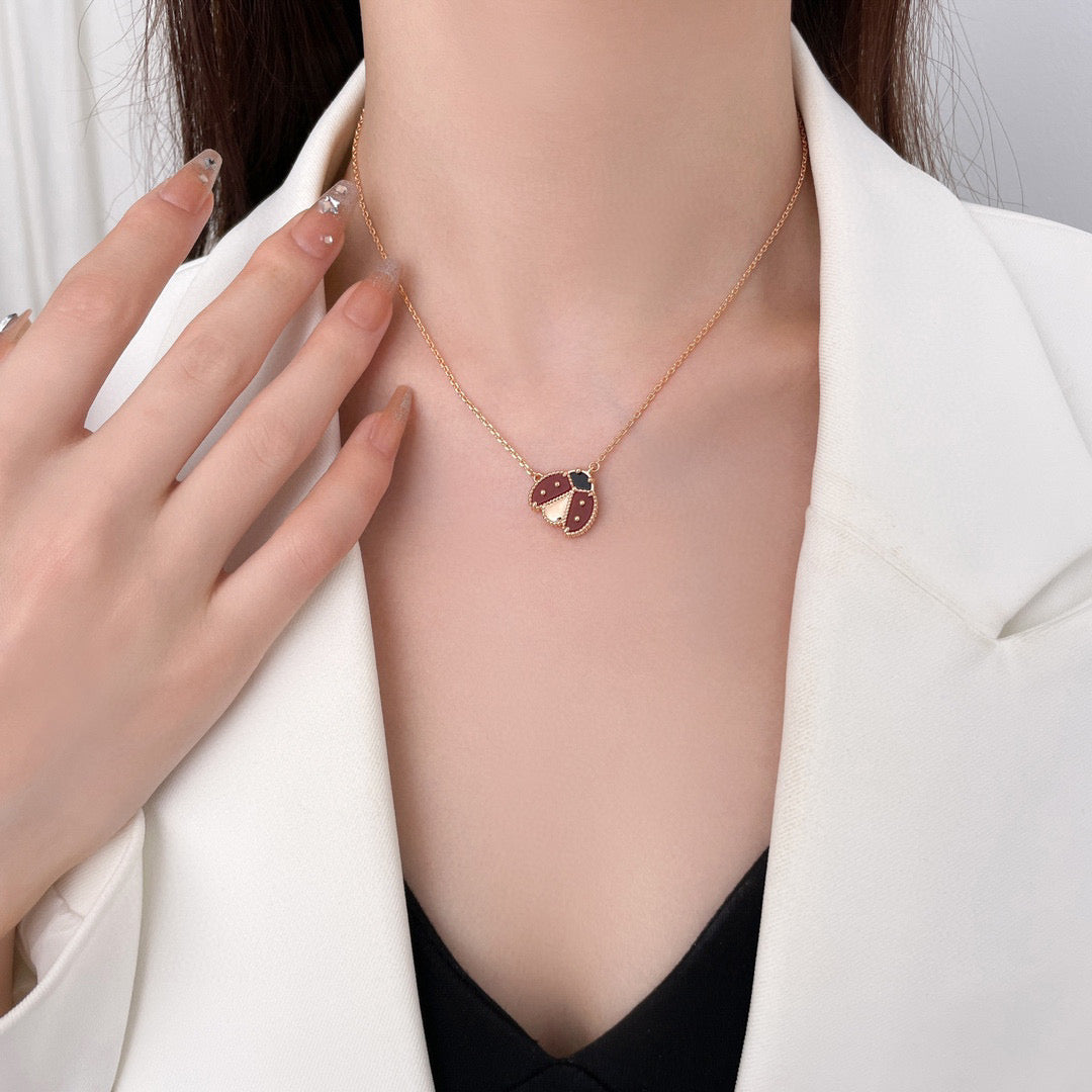 [⭐Veyra]Veyra  CARNELIANS LADYBUG NECKLACE