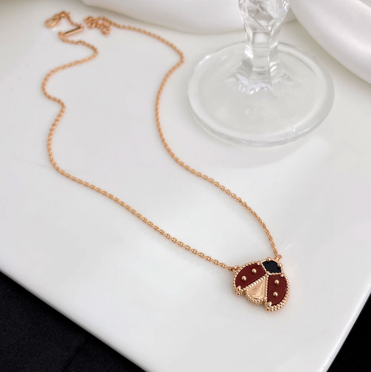 [⭐Veyra]Veyra  CARNELIANS LADYBUG NECKLACE
