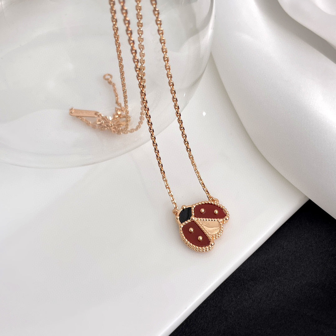 [⭐Veyra]Veyra  CARNELIANS LADYBUG NECKLACE