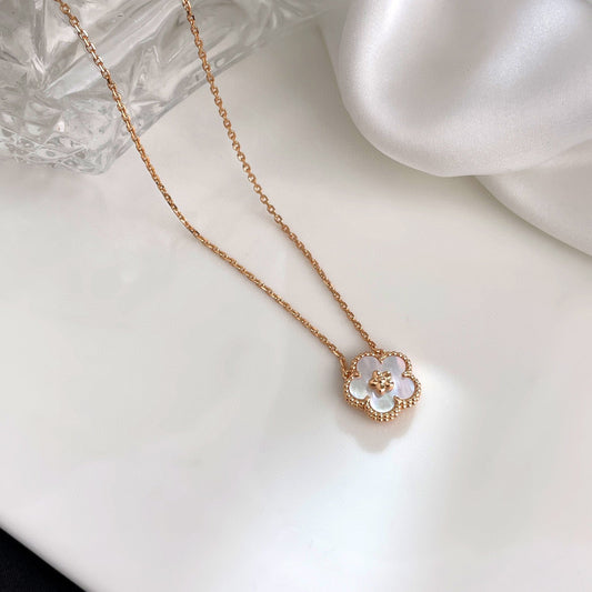 [⭐Veyra]Veyra  WHITE MOP  PLUM BLOSSOM NECKLACE