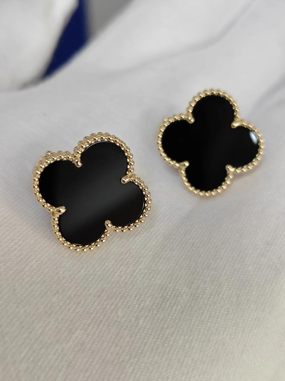 [⭐Veyra]CLOVER 20MM BLACK MOP EARRINGS