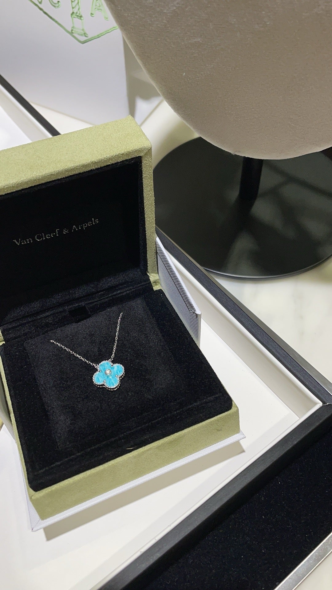 [⭐Veyra]CLOVER 15MM DIAMOND SVRES PORCELAIN  NECKLACE SILVER