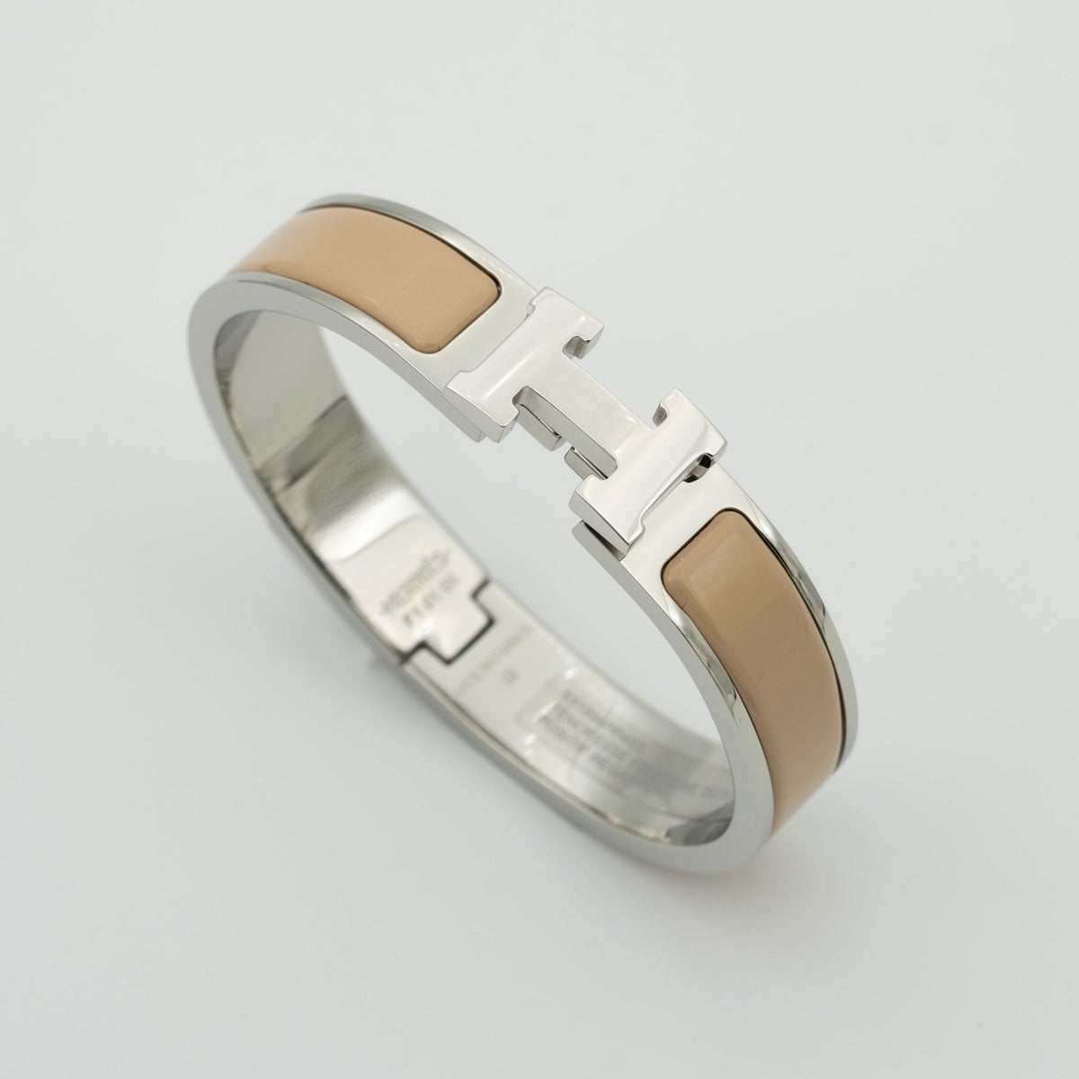 [⭐Veyra]H GREY BRACELET