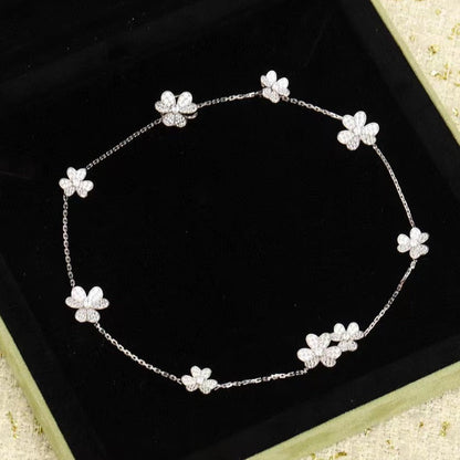 [⭐Veyra]FRIVOLE SILVER 9 FLOWERS NECKLACE
