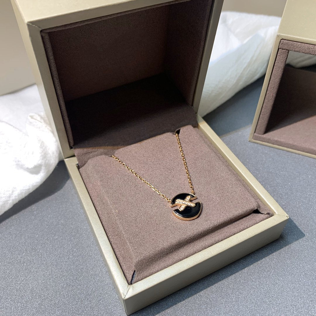 [⭐Veyra]JEUX DE PINK GOLD DIAMOND NECKLACE