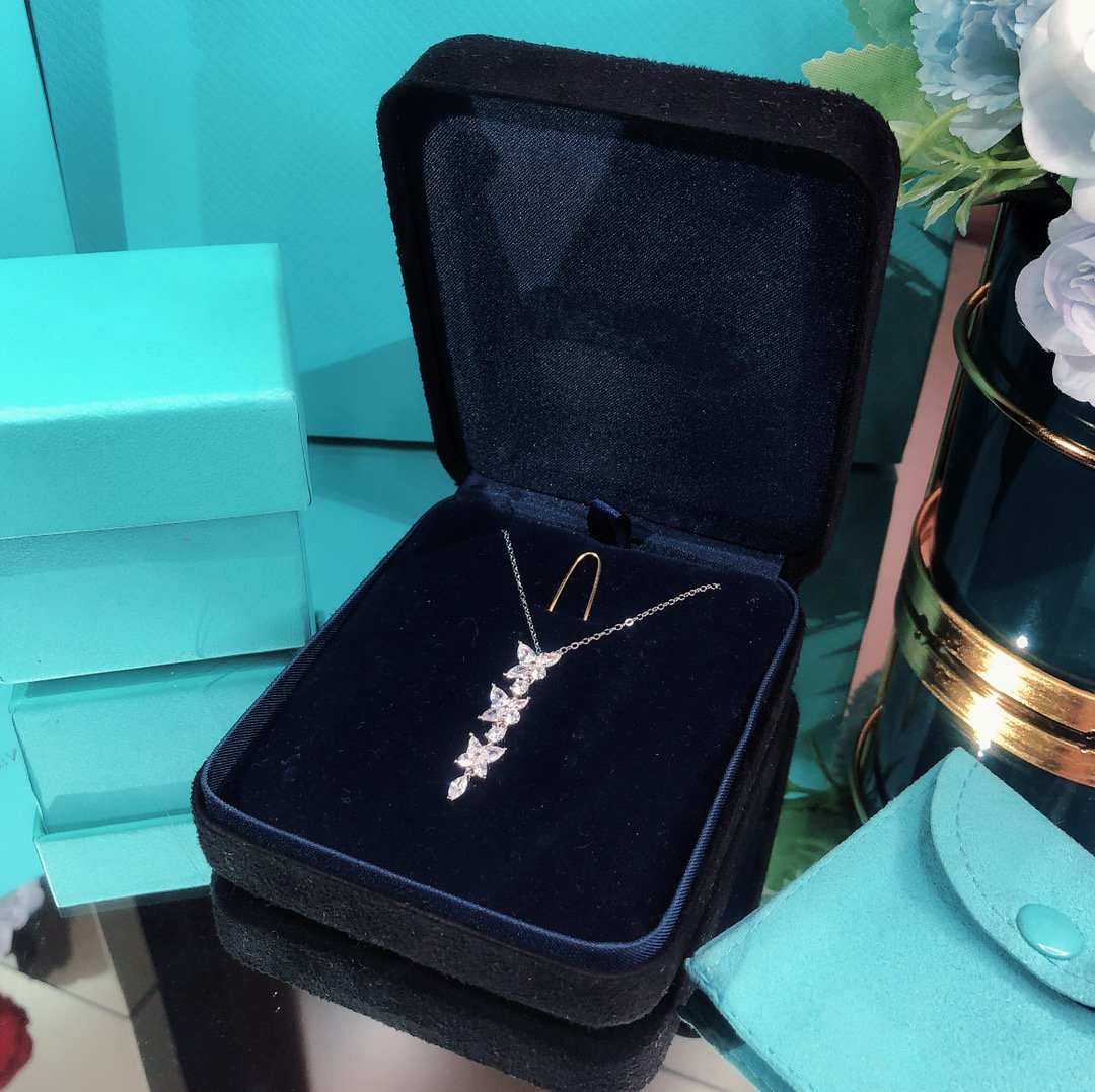 [⭐Veyra Jewels]MIXED CLUSTER DIAMOND DROP PENDANT