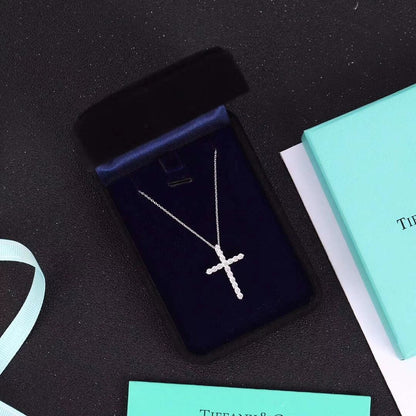 [⭐Veyra Jewels]MOISSANITE STONE CROSS PENDANT NECKLACE SIMULATED DIAMOND CROSS CHOKER