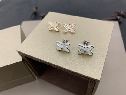 [⭐Veyra]JEUX DE WHITE MOP SILVER DIAMOND EARRINGS