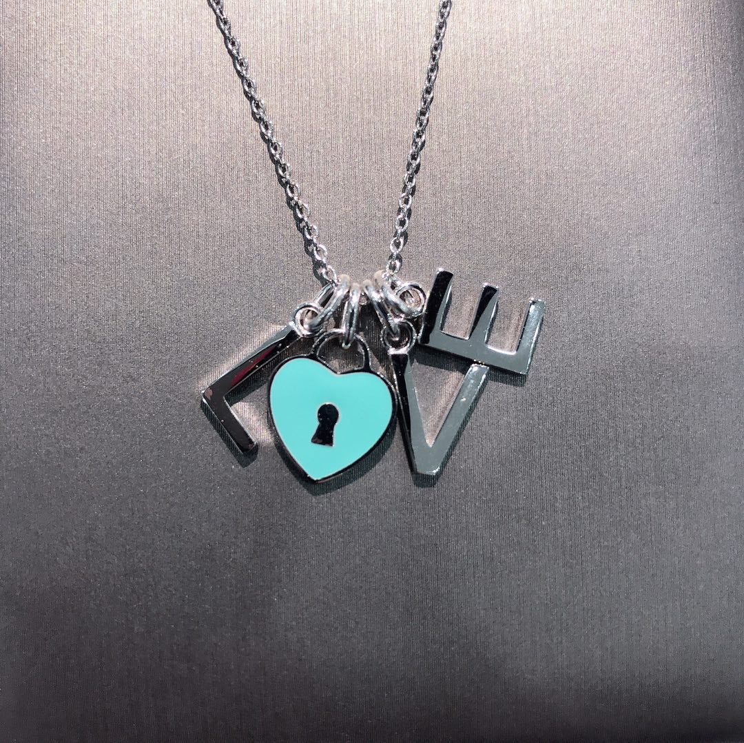 [⭐Veyra Jewels]COLLAR LOVE PLATA NECKLACE