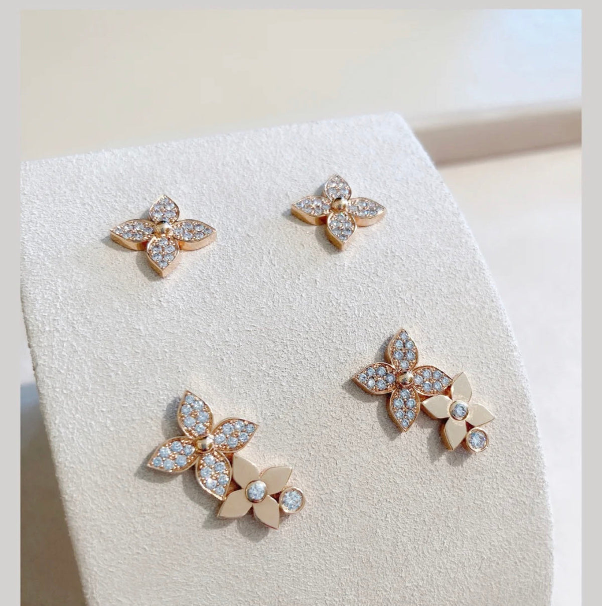 [⭐Veyra]STAR BLOSSOM STUD EARRINGS PINK GOLD DIAMONDS