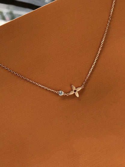 [⭐Veyra]BLOSSOM PENDANT PINK GOLD AND DIAMOND