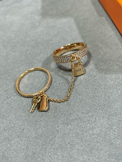 [⭐Veyra]HM KELLY CLOCHETTE DOUBLE RING IN  WITH DIAMONDS