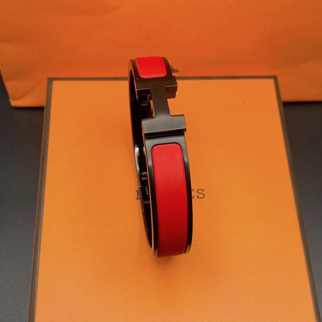 [⭐Veyra]CLIC HM SO BLACK RED BRACELET