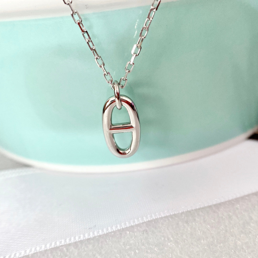 [⭐Veyra]HM PIG NOSE NECKLACE