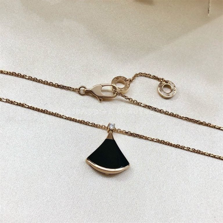 [⭐Veyra]DREAM NECKLACE ONYX 1 DIAMOND