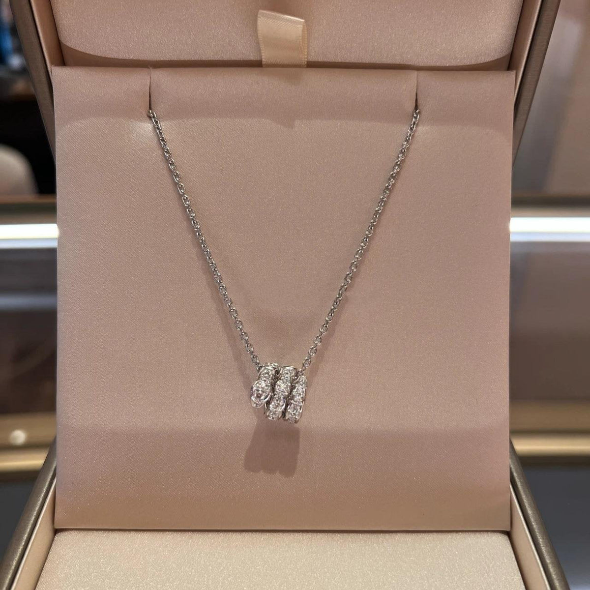 [⭐Veyra]SERPENTI  NECKLACE DOUBLE RING DIAMOND