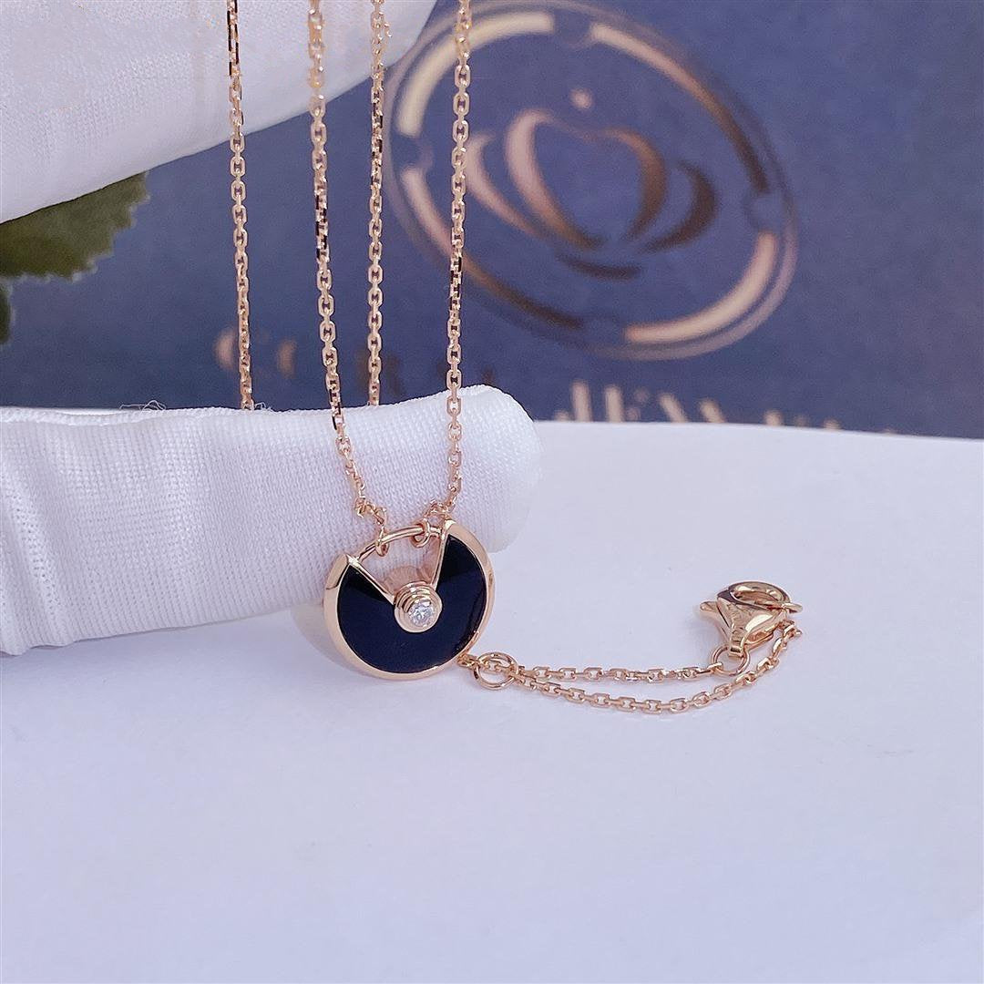 [⭐Veyra]AMULETTE ROSE GOLD ONYX NECKLACE