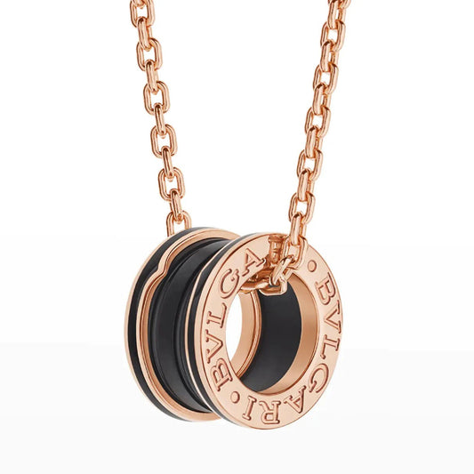 [⭐Veyra]ZERO 1 BLACK CERAMIC PINK GOLD NECKLACE