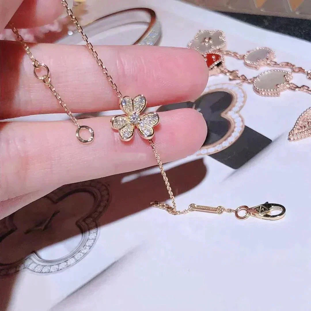 [⭐Veyra]FRIVOLE GOLD FLOWER DIAMOND BRACELET