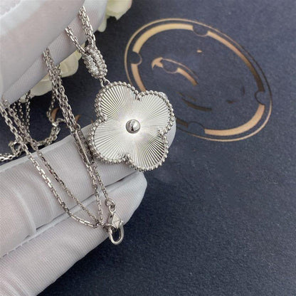 [⭐Veyra]CLOVER 25MM SILVER BIG CLOVER NECKLACE
