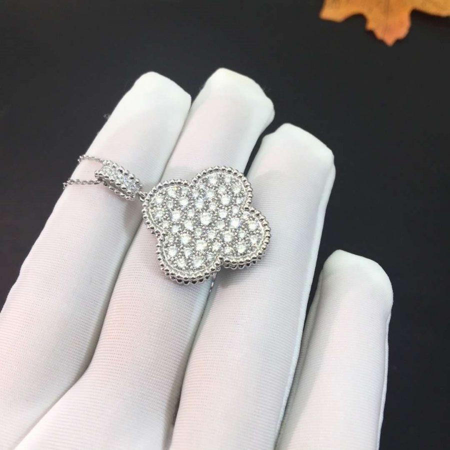 [⭐Veyra]CLOVER 25MM SILVER FULL DIAMOND BIG CLOVER NECKLACE