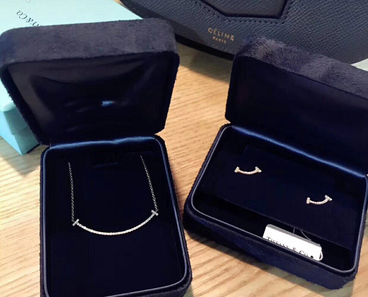 [⭐Veyra Jewels]SMILE DIAMOND EARRINGS