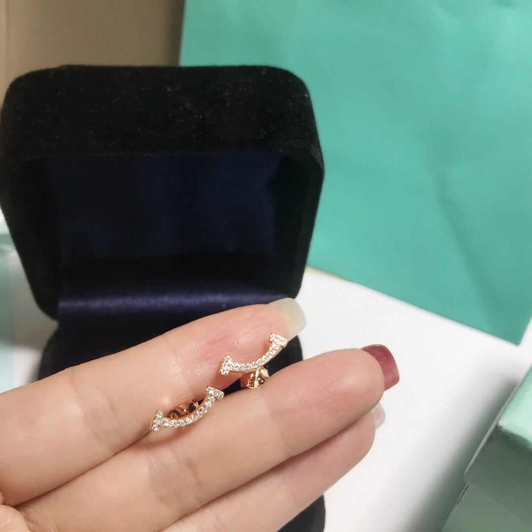 [⭐Veyra Jewels]SMILE DIAMOND EARRINGS